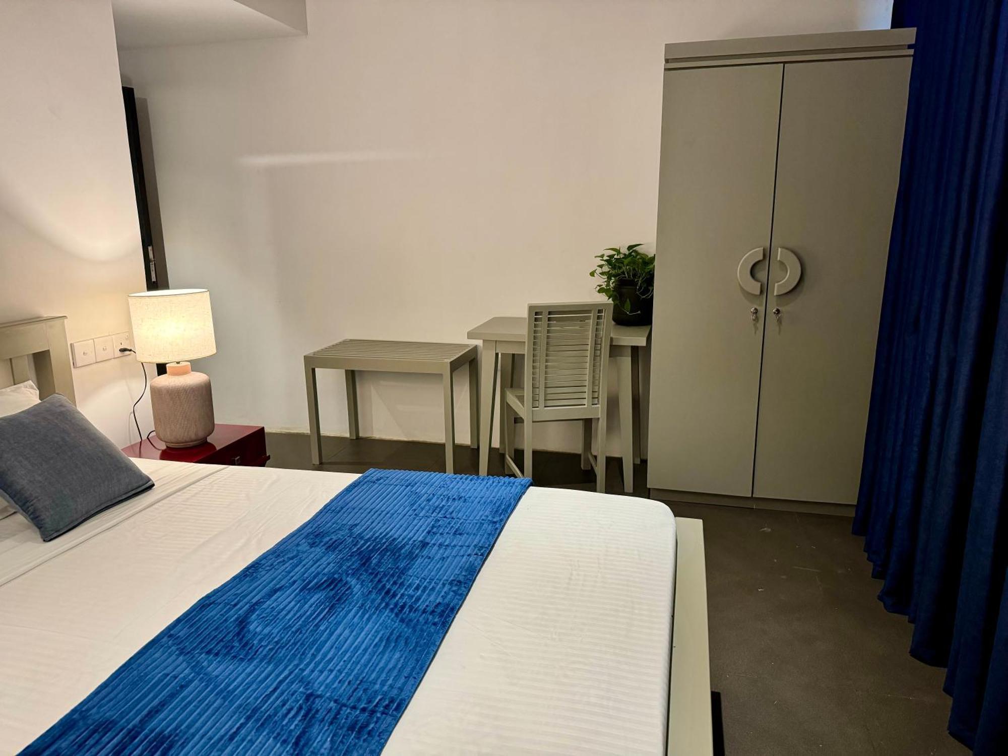 Hangover Hostels Ела Екстериор снимка