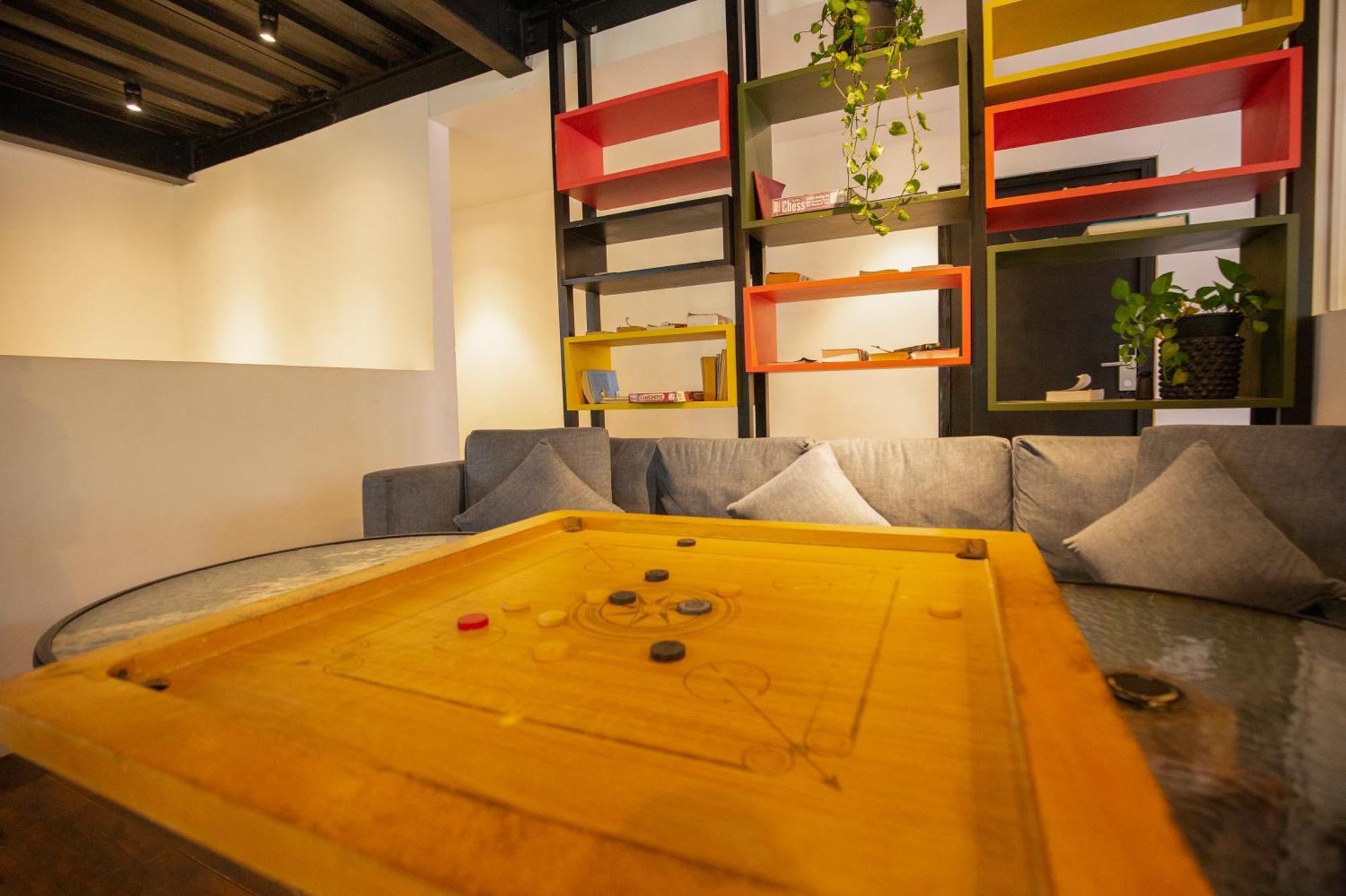 Hangover Hostels Ела Екстериор снимка