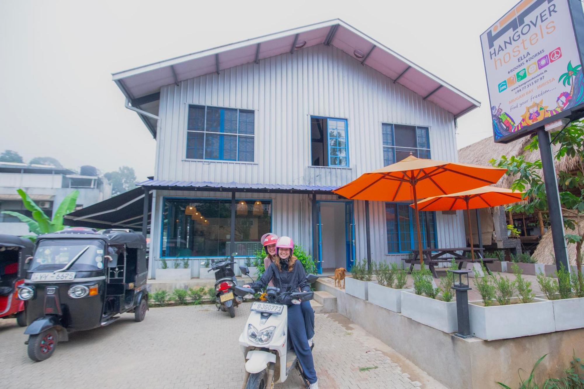 Hangover Hostels Ела Екстериор снимка